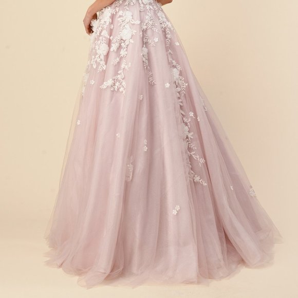 NEW SLEEVELESS TULLE BALL GOWN WITH V-NECK EMBROIDERED WITH ORGANZA AL A1028 - Picture 10 of 12